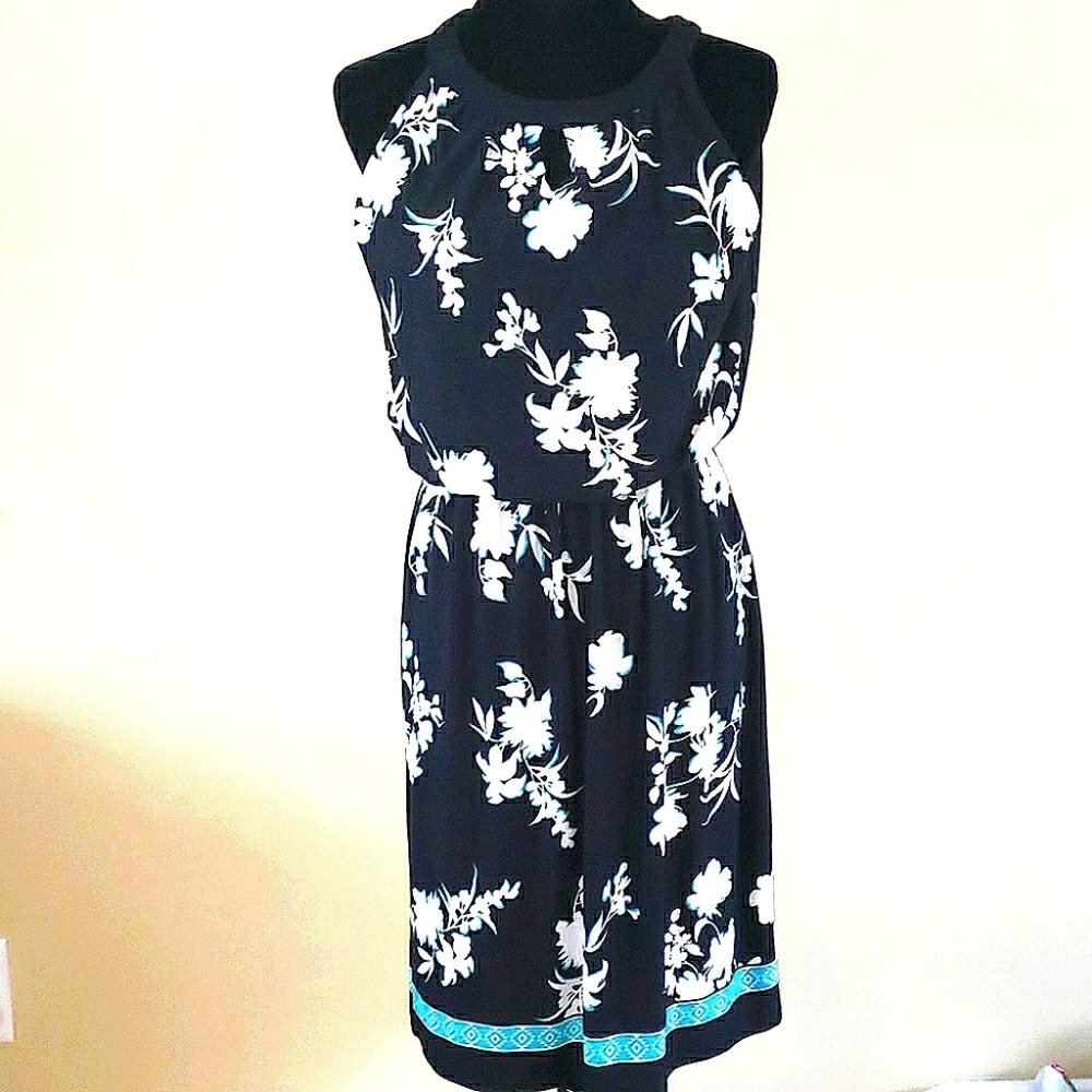 Knapp Studio Floral Print Halter Style Dress